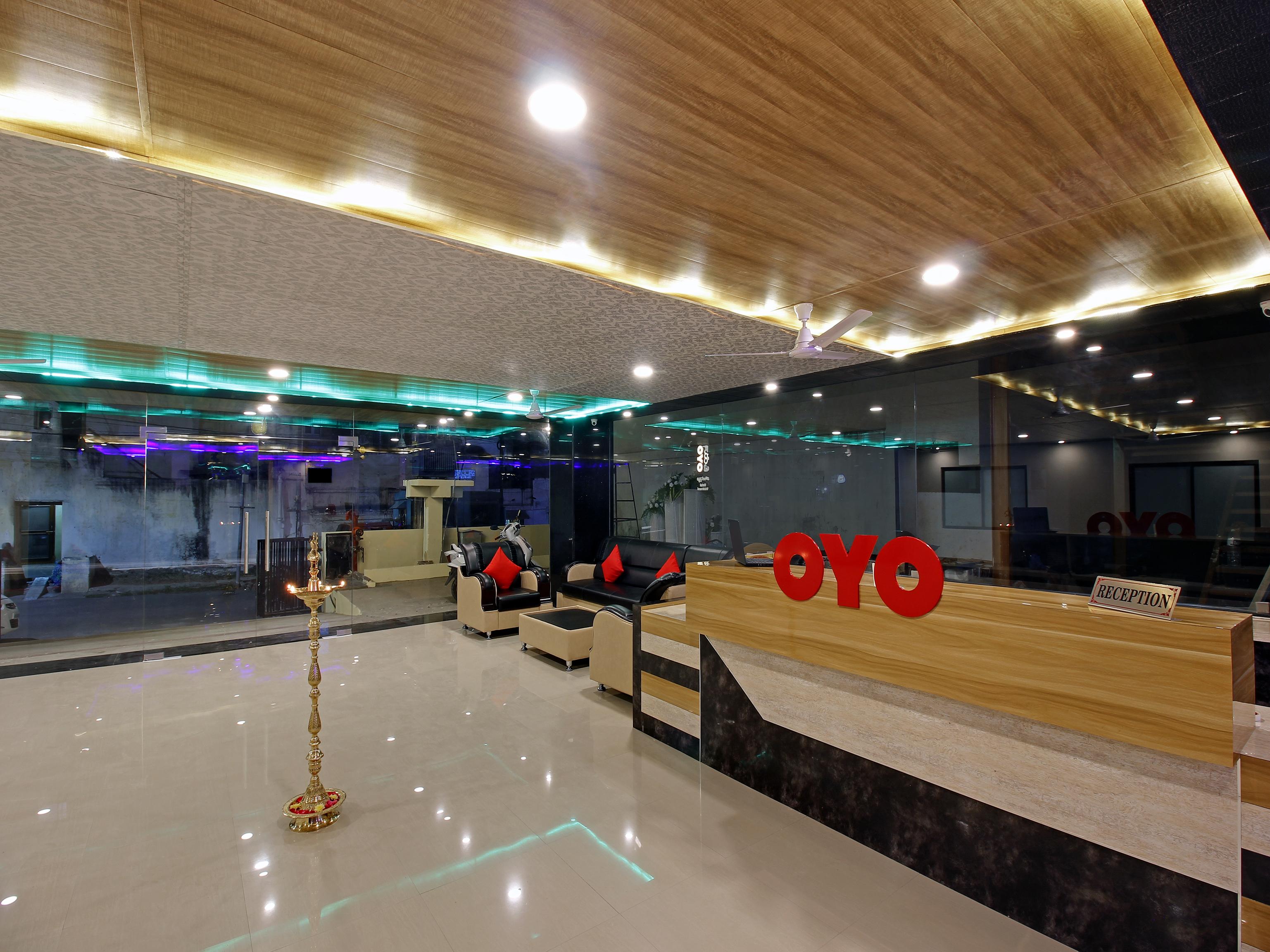 Capital O Hotel Vaishnavi Secundurabad Esterno foto