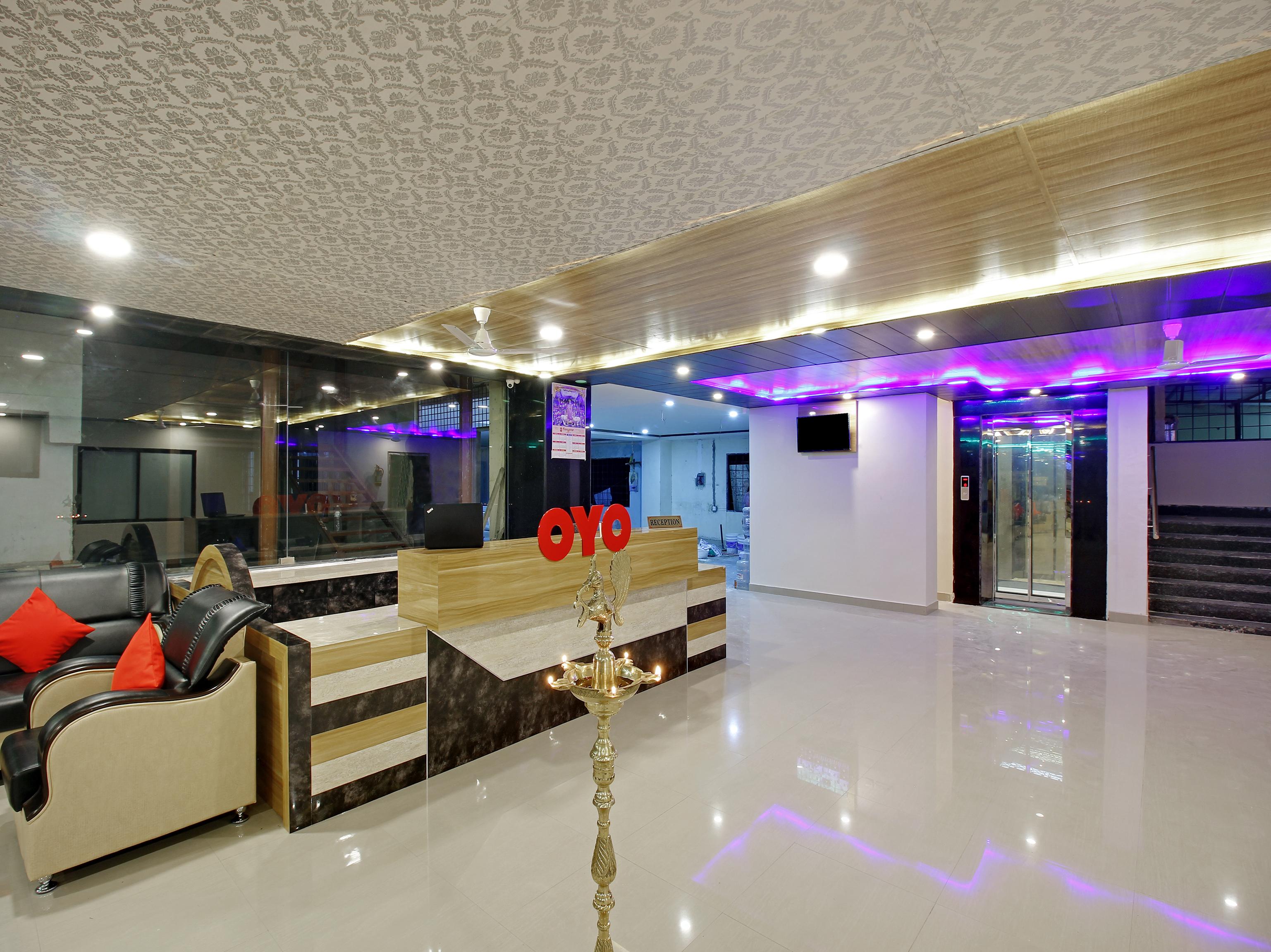 Capital O Hotel Vaishnavi Secundurabad Esterno foto